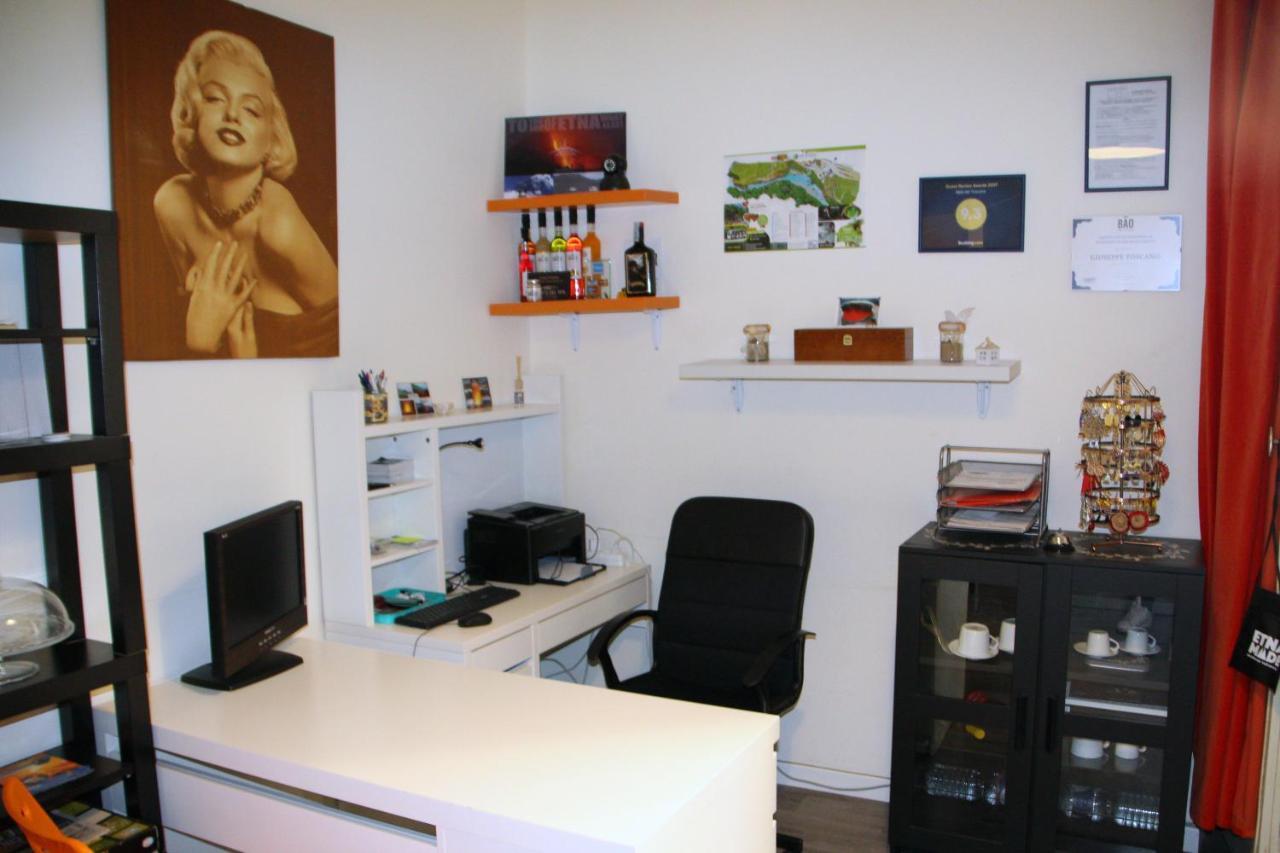 B&B Del Toscano Catania Kültér fotó